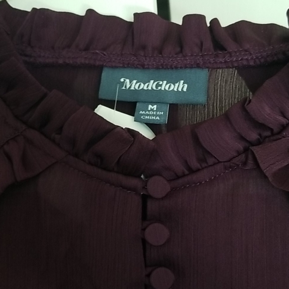 Modcloth Sleevless Blouse - Picture 4 of 9